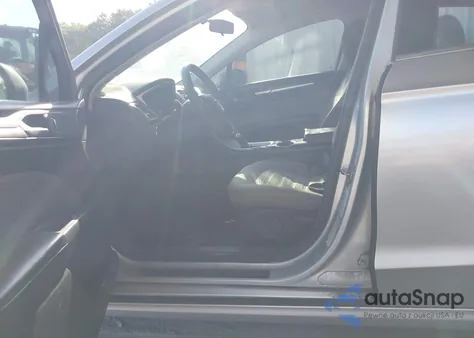 2016 Ford Fusion S z USA, uszkodzony, nr VIN 3FA6P0G71GR202029